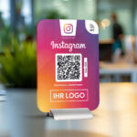 Instagram NFC Aufsteller aus Acrylglas